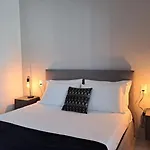 Urban By Quokka 360 - Modern With Private Parking Лугано
