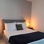 Urban By Quokka 360 - Modern With Private Parking * Лугано