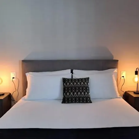 Апартаменти Urban By Quokka 360 - With Parking In Лугано