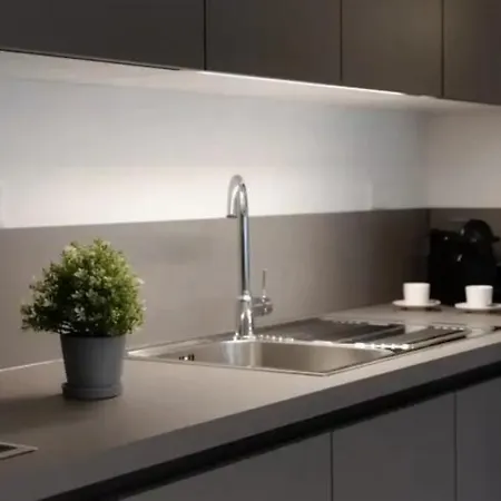 Urban By Quokka 360 - With Parking In Апартаменти *