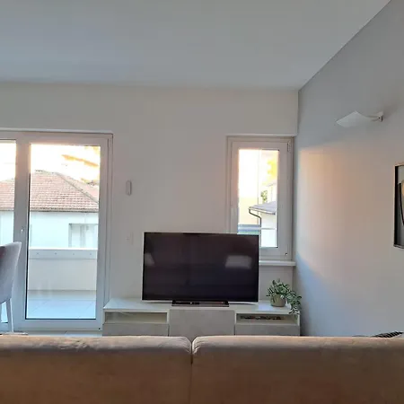 Urban By Quokka 360 - With Parking In Лугано