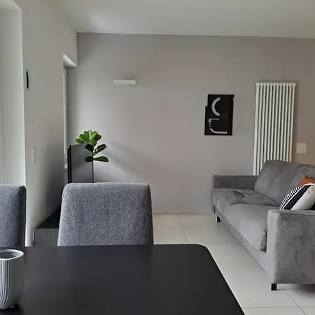 Urban By Quokka 360 - With Parking In