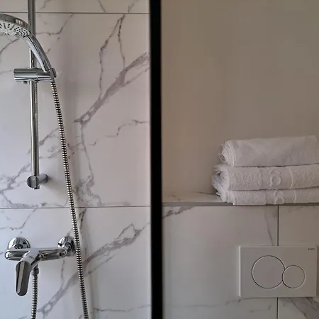 Urban By Quokka 360 - With Parking In Apartment