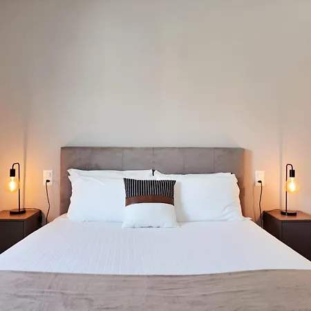 Urban By Quokka 360 - Modern With Private Parking Appartement *