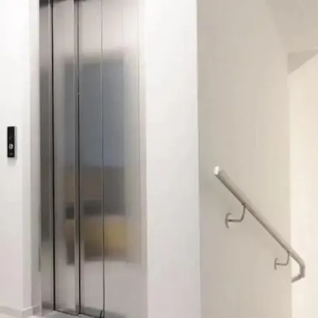 Urban By Quokka 360 - With Parking In