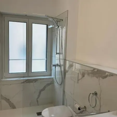 Urban By Quokka 360 - With Parking In