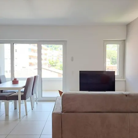 Urban By Quokka 360 - With Parking In Apartment