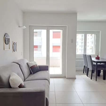 Urban By Quokka 360 - With Parking In