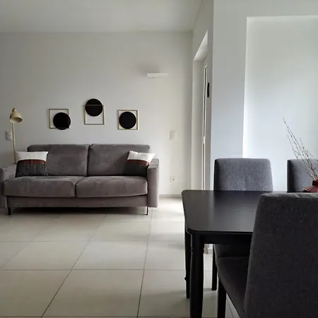 Urban By Quokka 360 - With Parking In Apartment *